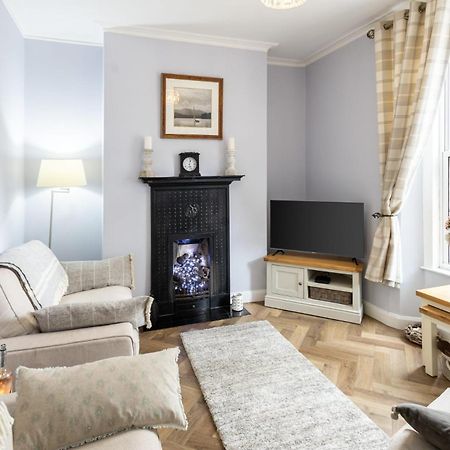 Host & Stay - Arundel Cottage Whitby Kültér fotó